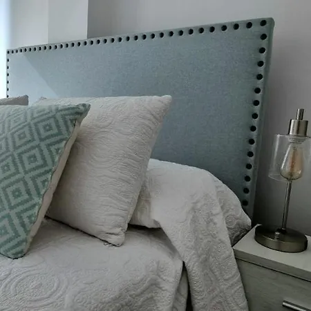 Lägenhet Almansa Shoping & Balcony 3 Bedrooms Center